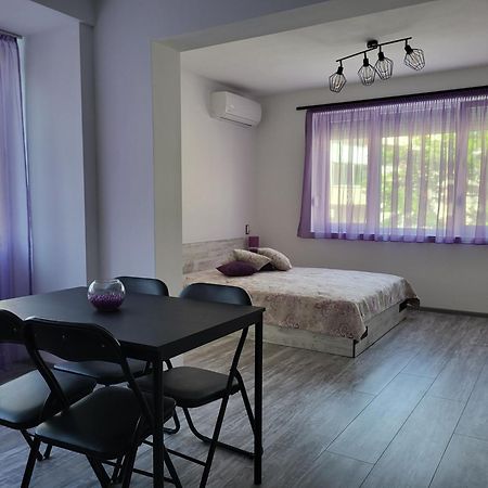 Purple Studios Veliko Tărnovo Esterno foto