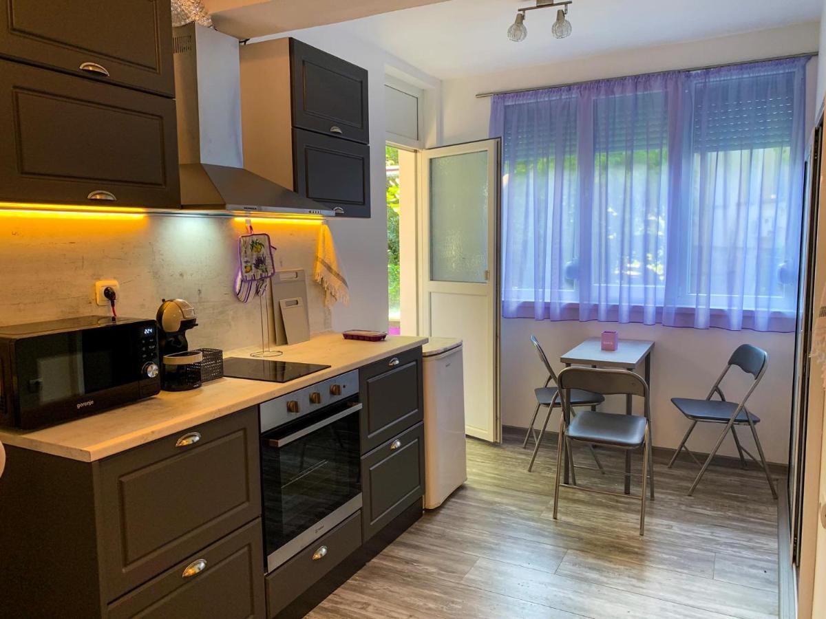 Purple Studios Veliko Tărnovo Esterno foto