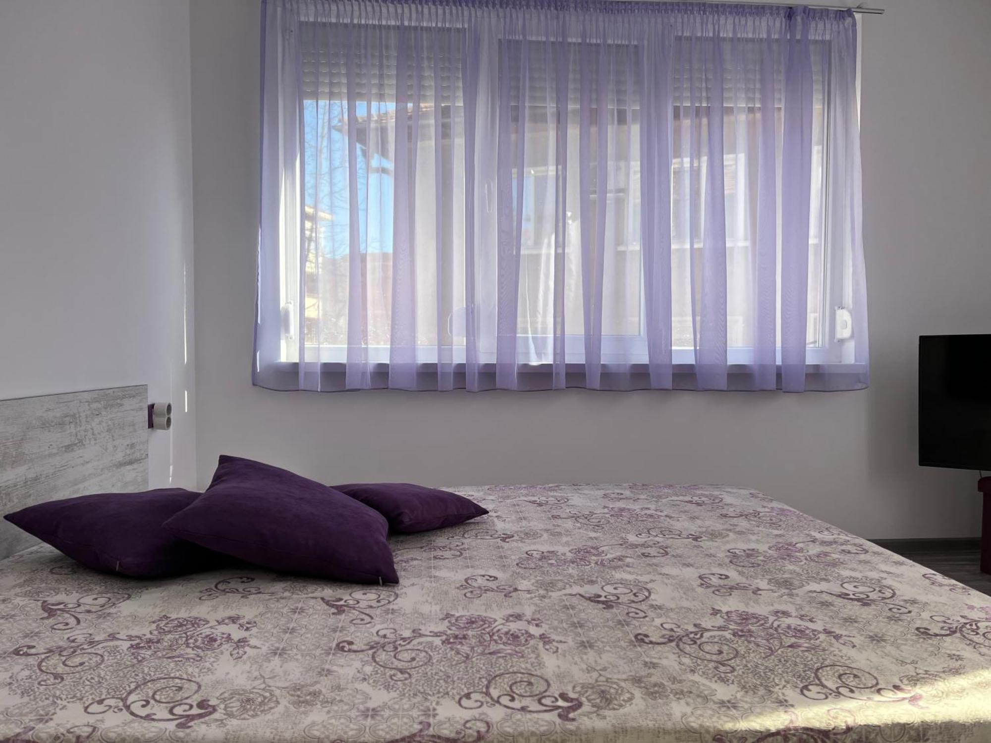 Purple Studios Veliko Tărnovo Esterno foto